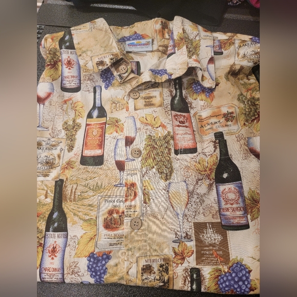 Wave Shoppe San Diego Hawaiian Shirt Wine Vineyard Print Mens 2XL - Picture 7 of 9
